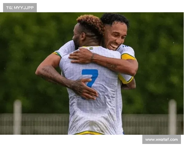 奥巴梅扬为何选择拒绝法国国家队并效力加蓬的深层原因探讨