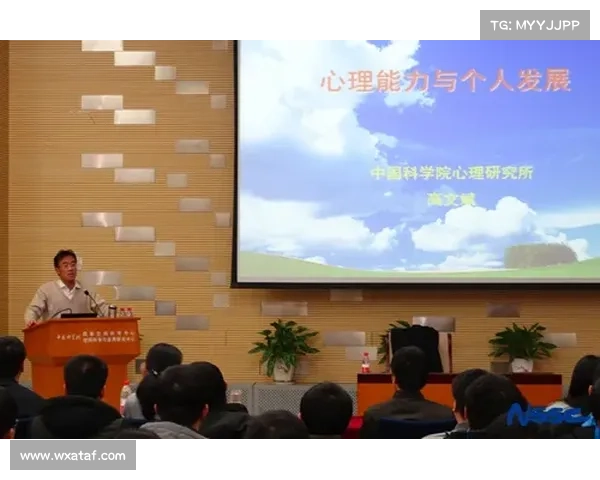 如何通过科学训练与心理辅导帮助年轻球员提升比赛表现